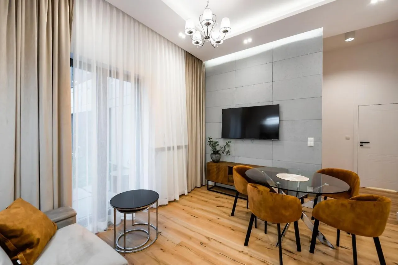 Zlota Sophisticated Apartment 华沙