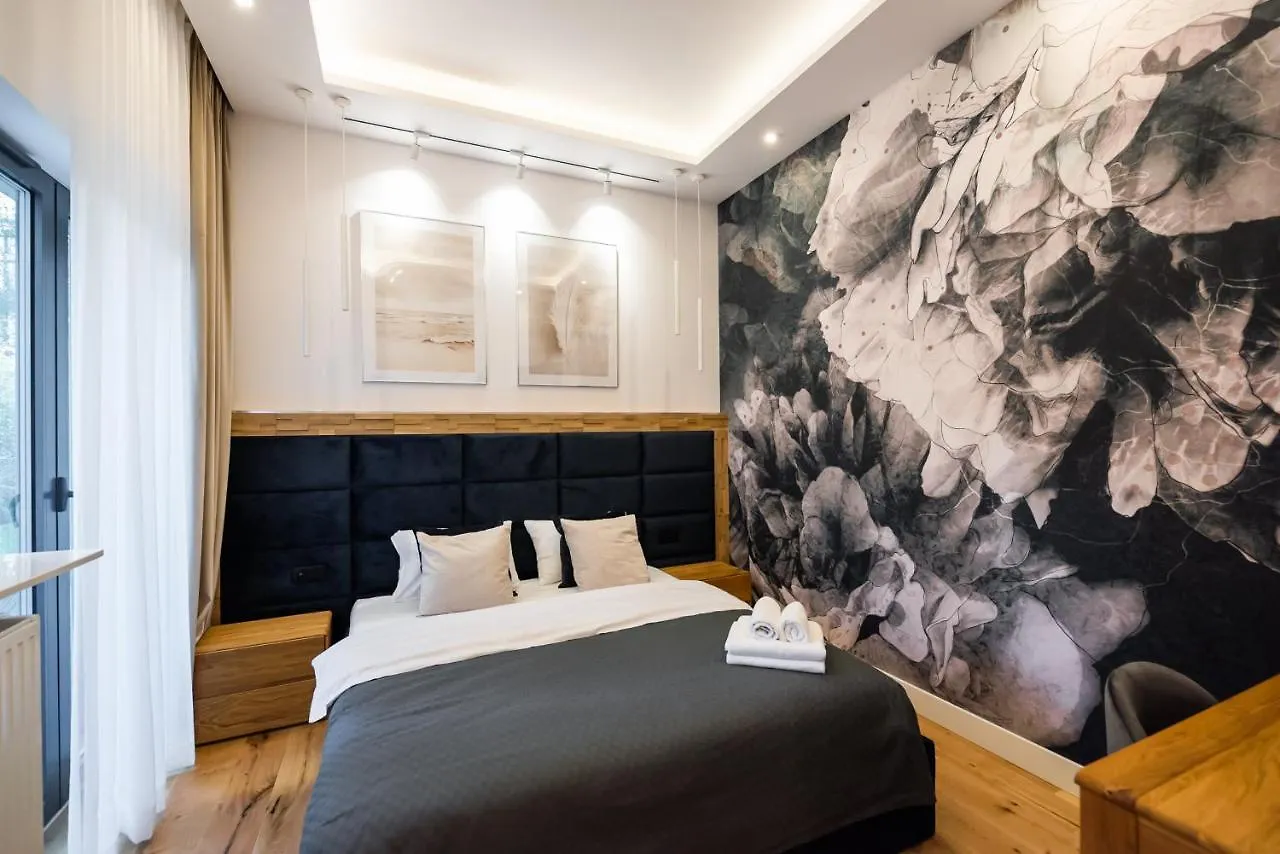 Zlota Sophisticated Apartment 华沙